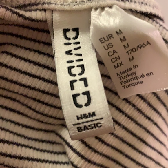 H$M - Picture 2 of 2